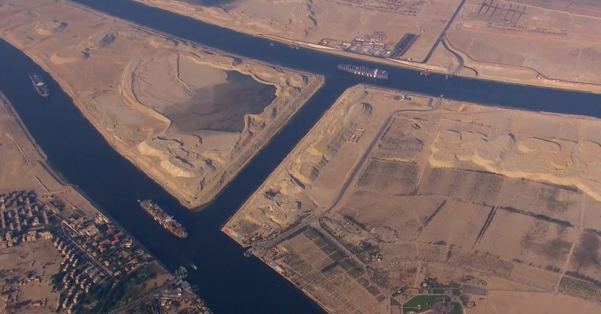Suez Canal - picture.png