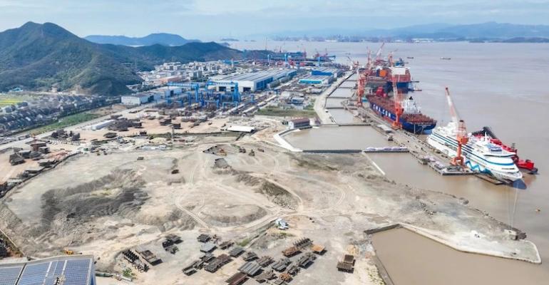 Cosco - Zhoushan ship yard.jpg