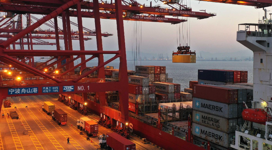 Ningbo Zhoushan port -1.png